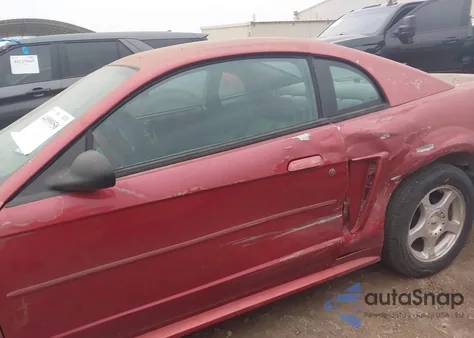 2004 Ford Mustang z USA, uszkodzony, nr VIN 1FAFP40634F182979